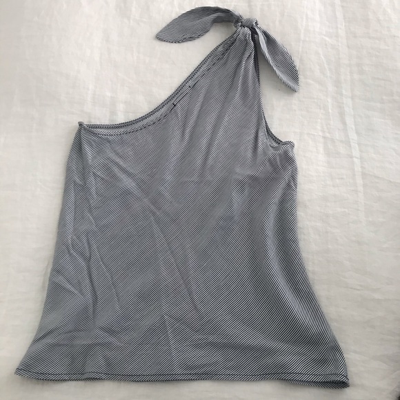 One-Shoulder Top - Picture 4 of 4